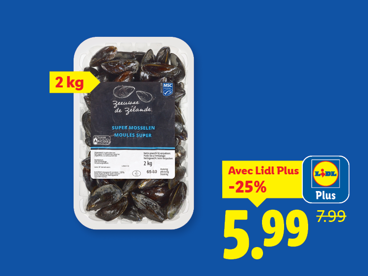 Un paquet de 2 kg de moules de Zélande avec une offre de 25 % de réduction, affichant un prix de 5,99 € au lieu de 7,99 €.