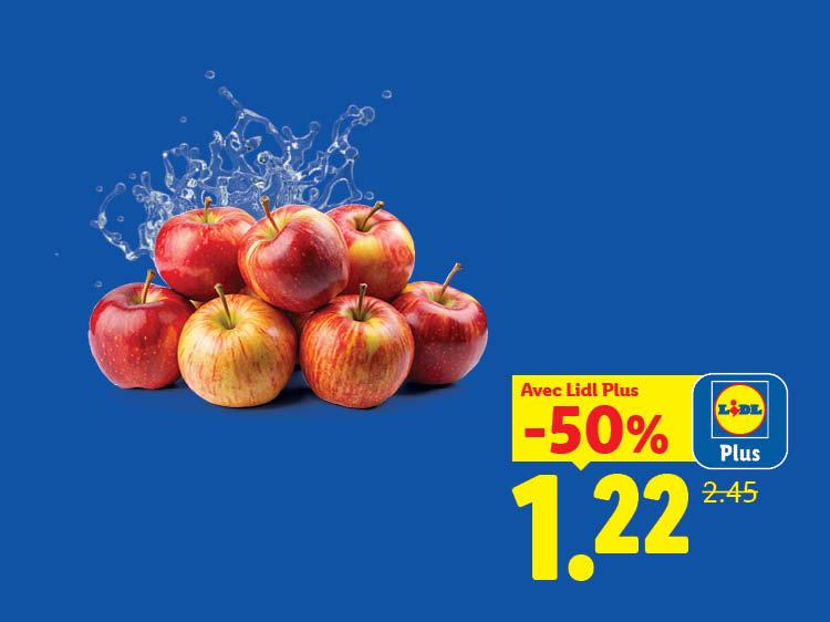 Pommes rouges et jaunes avec des éclaboussures d'eau, promotion de -50% à 1,22.